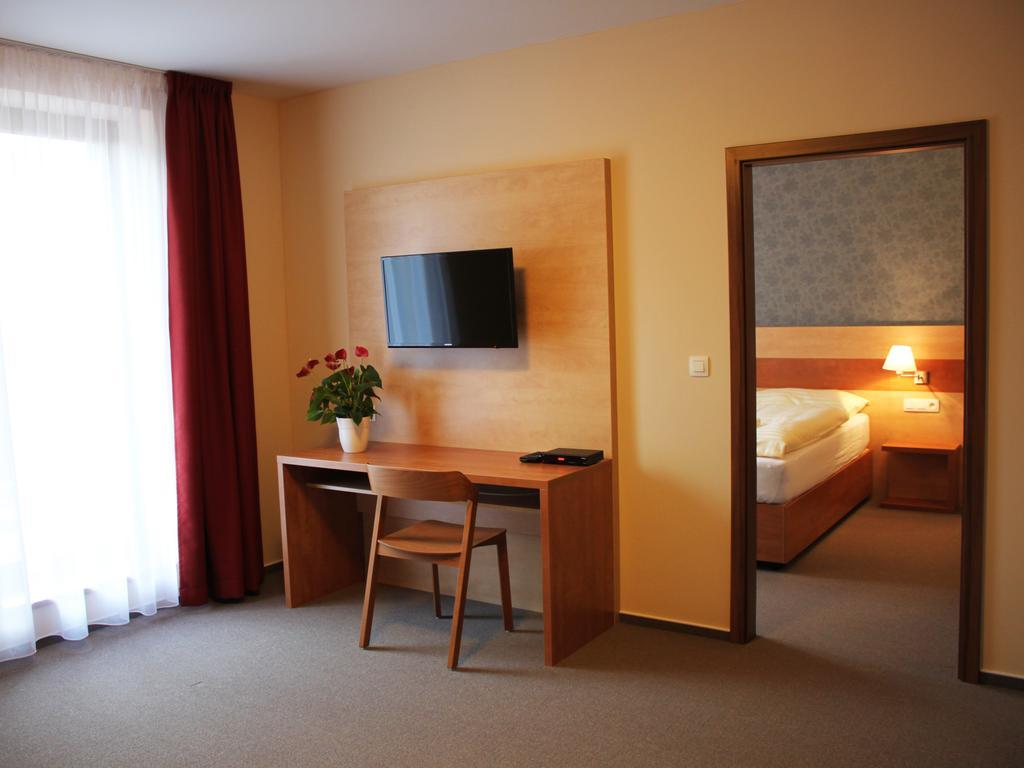 Hotel Toc Lipová-lázně Habitación foto